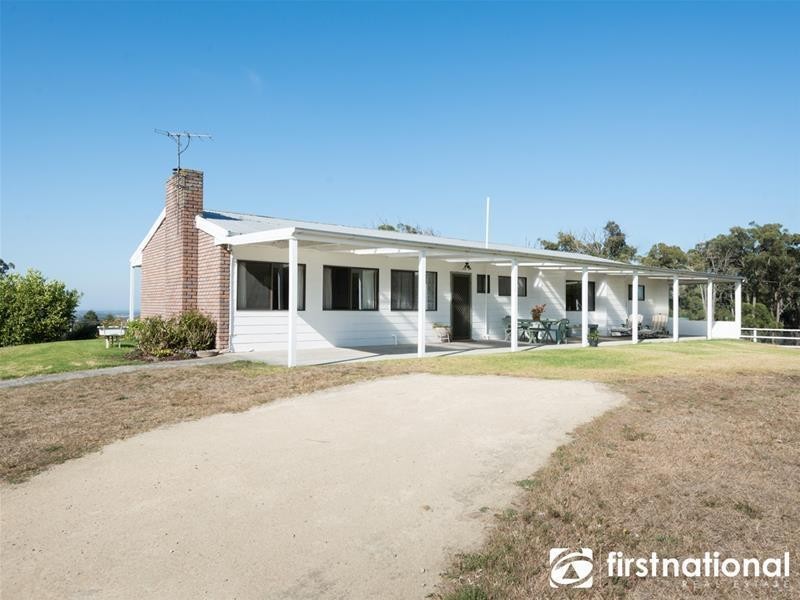 75 McInnes Road, Tynong North VIC 3813