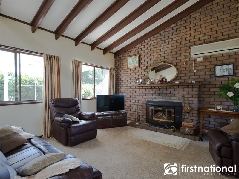 75 McInnes Road, Tynong North VIC 3813