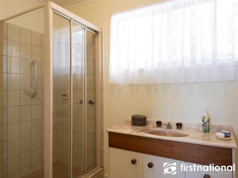 75 McInnes Road, Tynong North VIC 3813