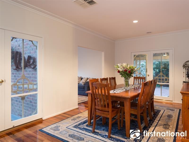 8 Goodall  Court, Berwick VIC 3806