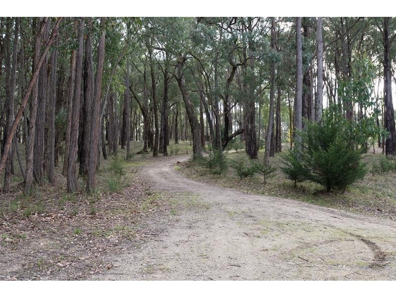 30 Leask Road, Bunyip North VIC 3815