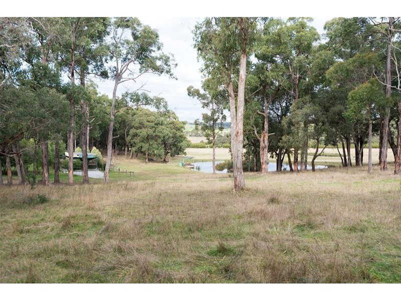 30 Leask Road, Bunyip North VIC 3815