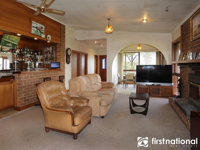 105 Seymour Road, Nar Nar Goon North VIC 3812