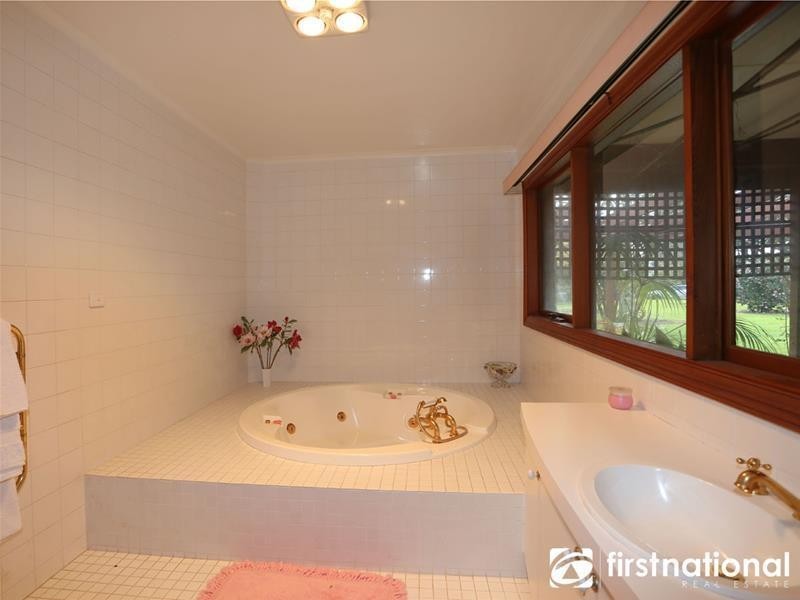 105 Seymour Road, Nar Nar Goon North VIC 3812