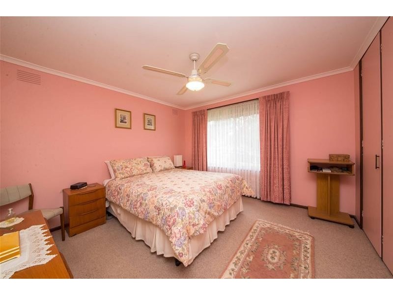 18 Penrith Court, Berwick VIC 3806