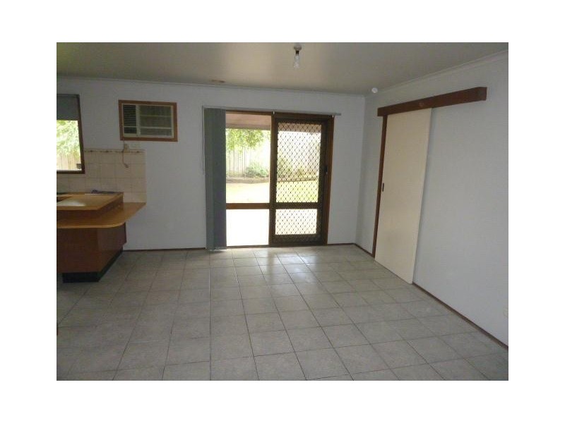 1 Greenmount Close, Narre Warren VIC 3805