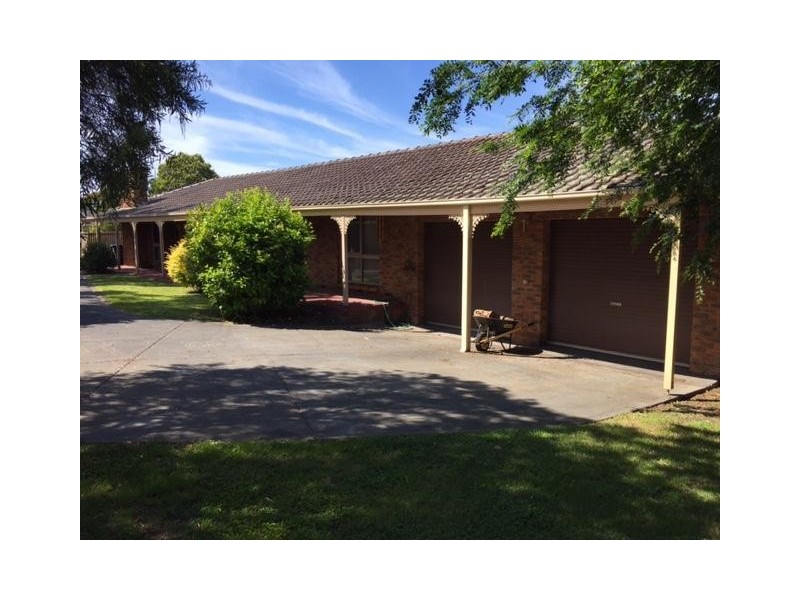 4 Kialoa Court, Narre Warren VIC 3805