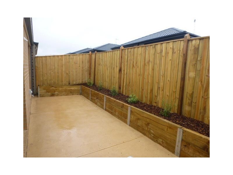 56 Belmont Crescent, Pakenham VIC 3810