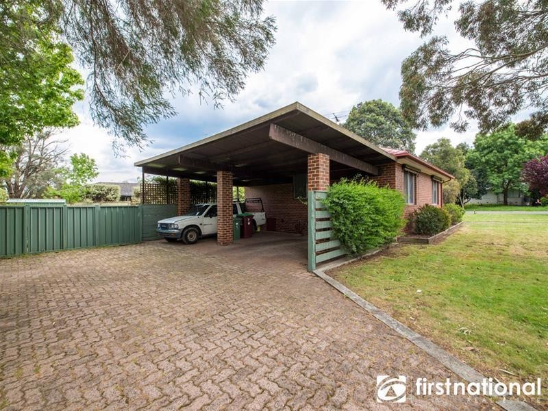 18 Penrith Court, Berwick VIC 3806