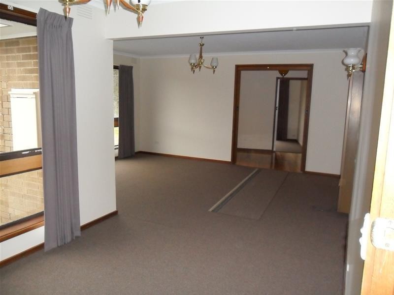 155 Thewlis Road, Pakenham VIC 3810