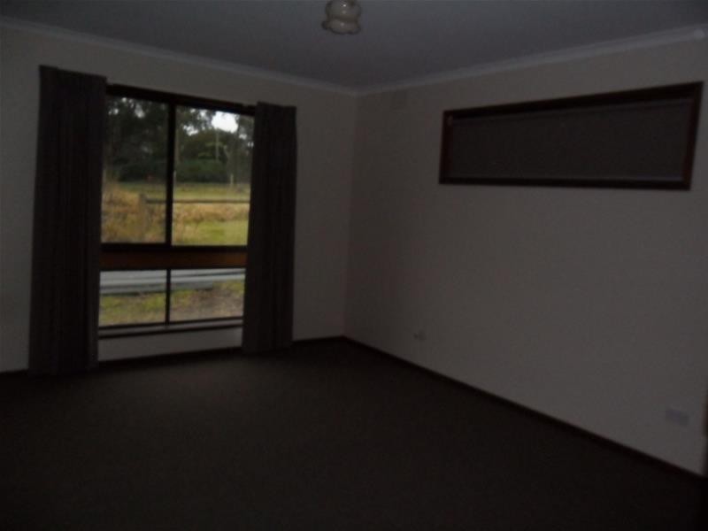 155 Thewlis Road, Pakenham VIC 3810