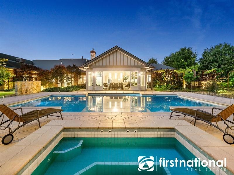 112-118 Buchanan Road, Berwick VIC 3806