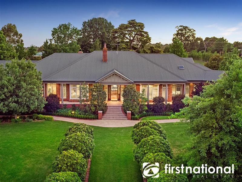 112-118 Buchanan Road, Berwick VIC 3806