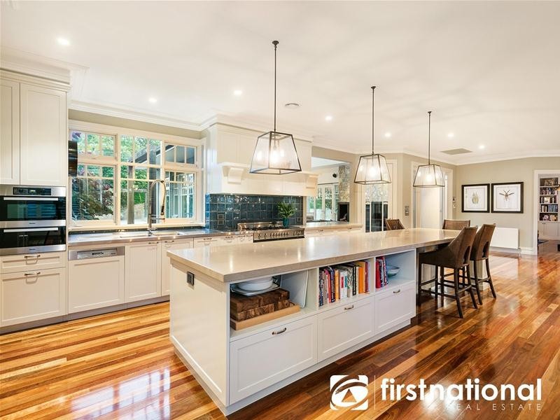 112-118 Buchanan Road, Berwick VIC 3806