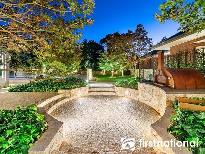 112-118 Buchanan Road, Berwick VIC 3806