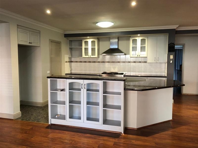 26 Cashmere Crescent, Berwick VIC 3806