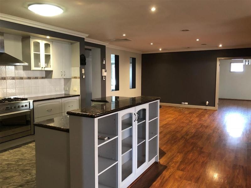 26 Cashmere Crescent, Berwick VIC 3806