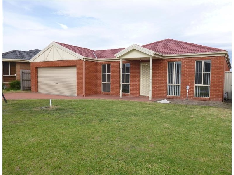 9 Wisteria Court, Pakenham VIC 3810