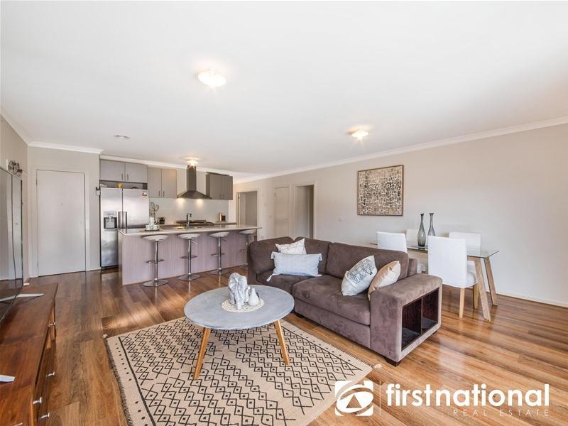 32 Denton Drive, Officer VIC 3809