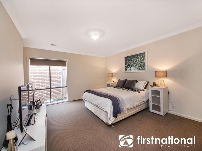 32 Denton Drive, Officer VIC 3809