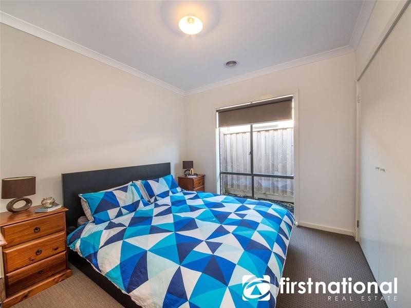 32 Denton Drive, Officer VIC 3809