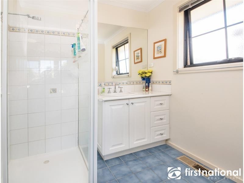 39 Jarryd Crescent, Berwick VIC 3806