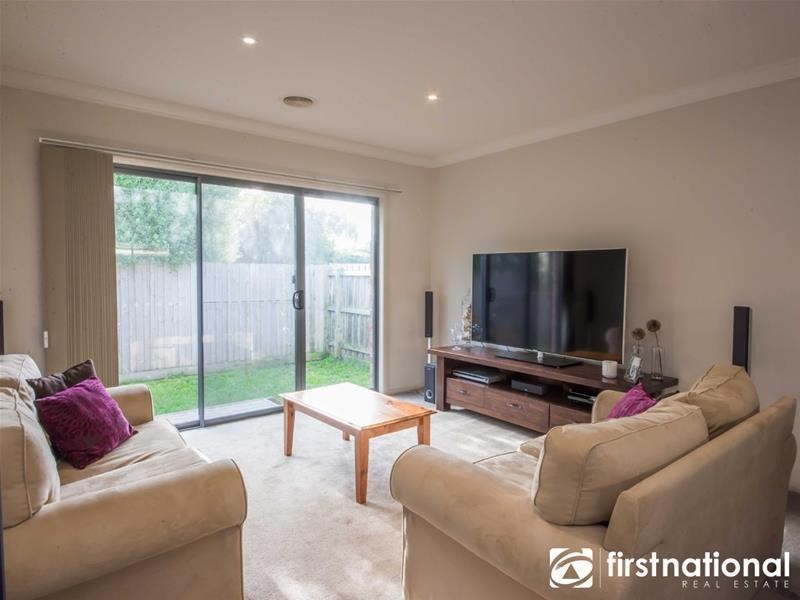 9/25 King Street, Pakenham VIC 3810