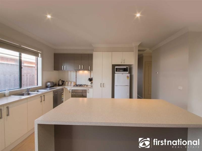 9/25 King Street, Pakenham VIC 3810