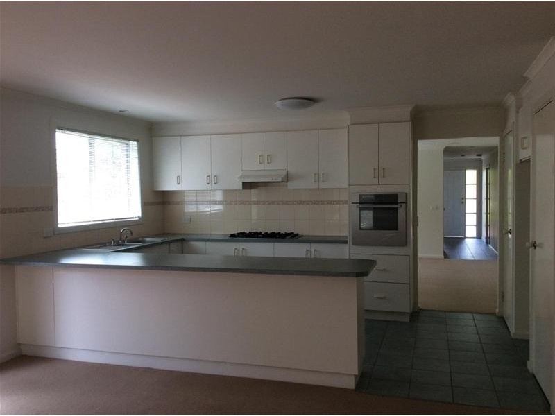 127 Mansfield Street, Berwick VIC 3806