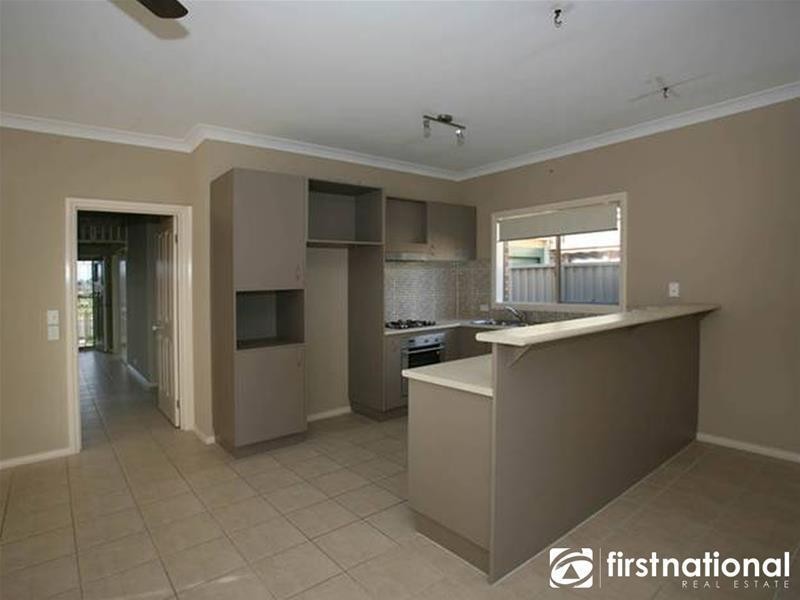 38 Flinders Chase, Pakenham VIC 3810