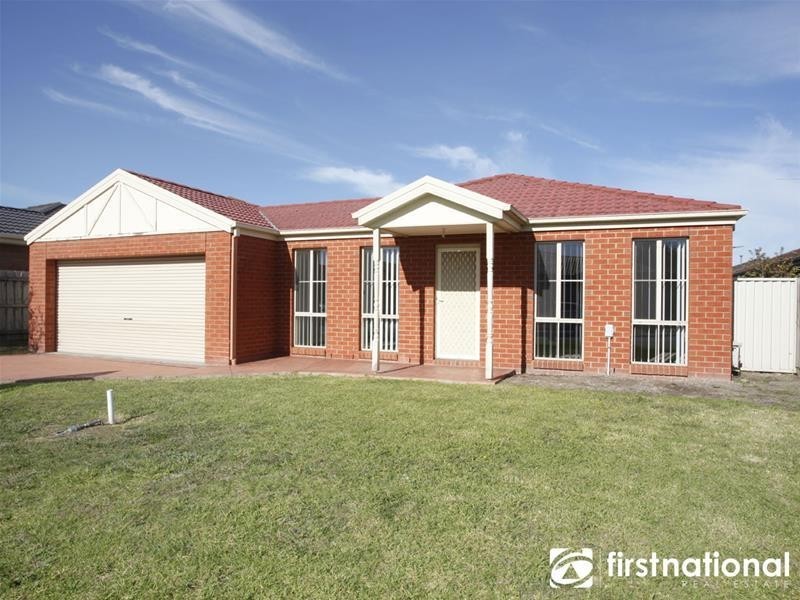 9 Wisteria Court, Pakenham VIC 3810