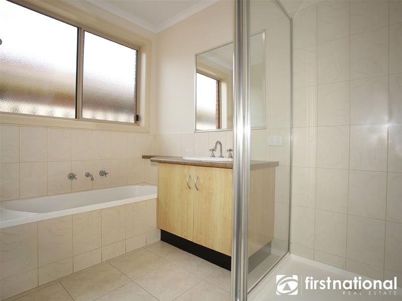 9 Wisteria Court, Pakenham VIC 3810