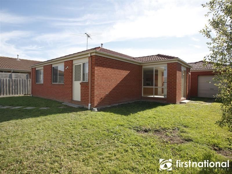 9 Wisteria Court, Pakenham VIC 3810