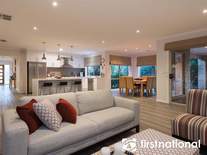 6 Packard Street, Berwick VIC 3806