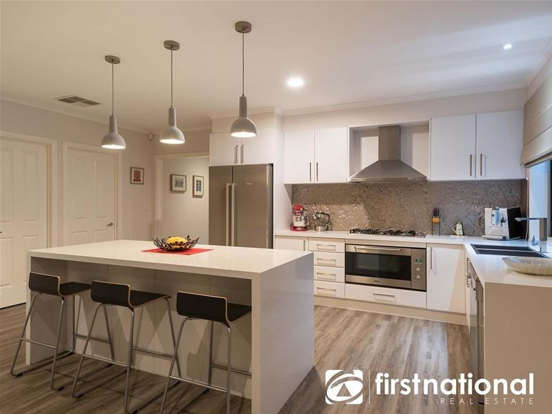 6 Packard Street, Berwick VIC 3806