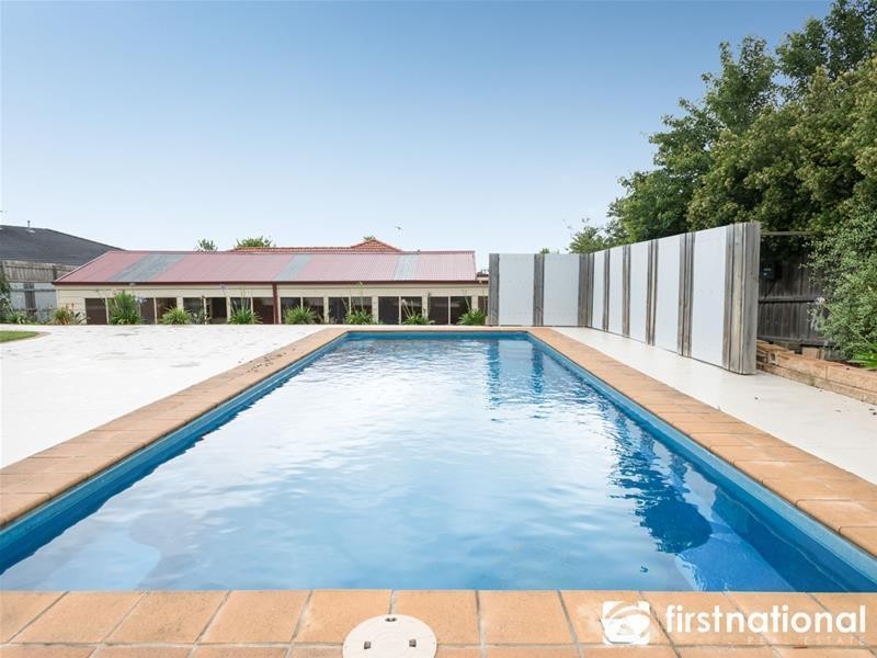 20 Carlisle Drive, Beaconsfield VIC 3807