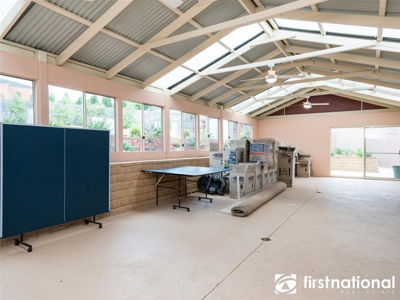 20 Carlisle Drive, Beaconsfield VIC 3807