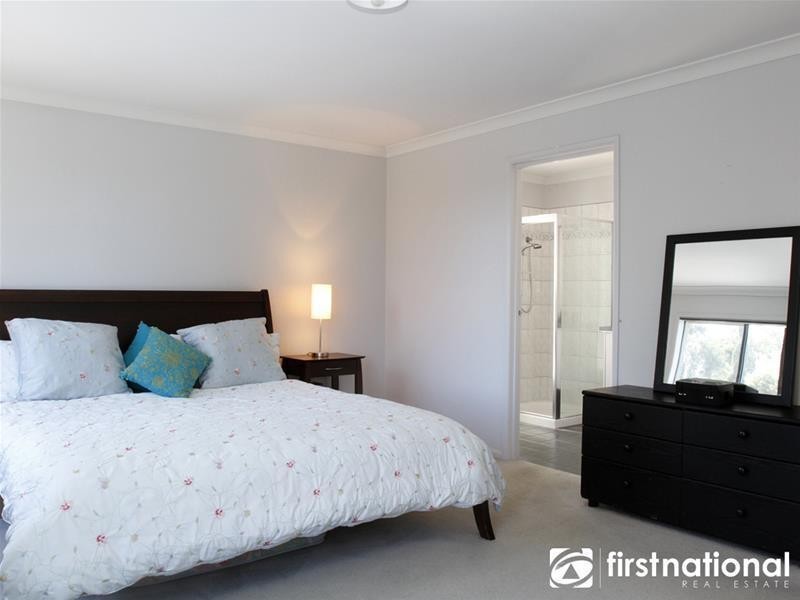 21 Barwon Drive, Pakenham VIC 3810