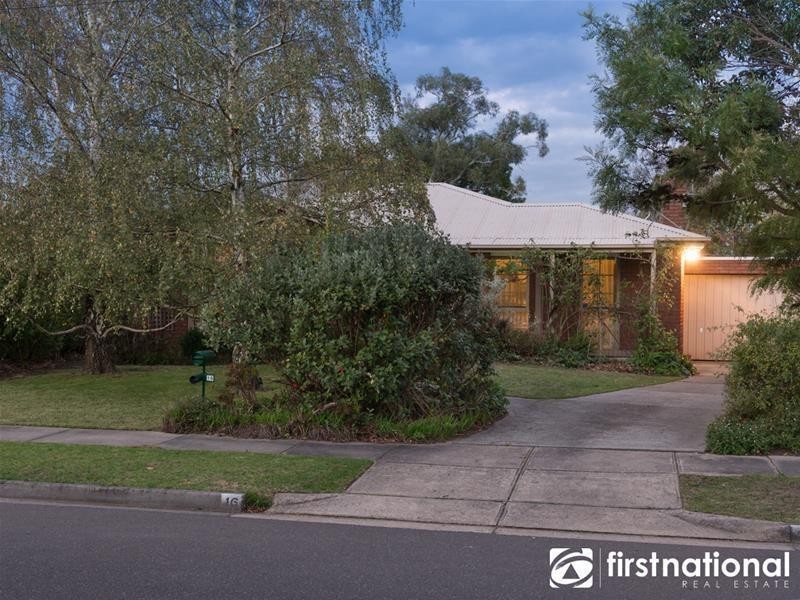 16 Souter Street, Beaconsfield VIC 3807