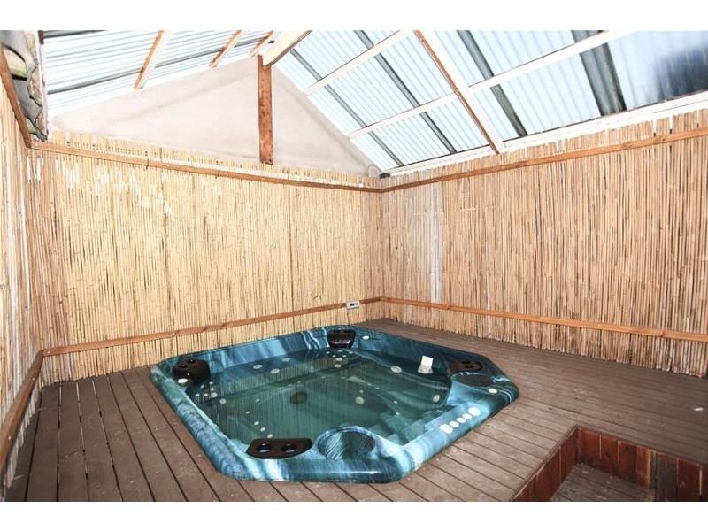 5 Milton Place, Narre Warren South VIC 3805