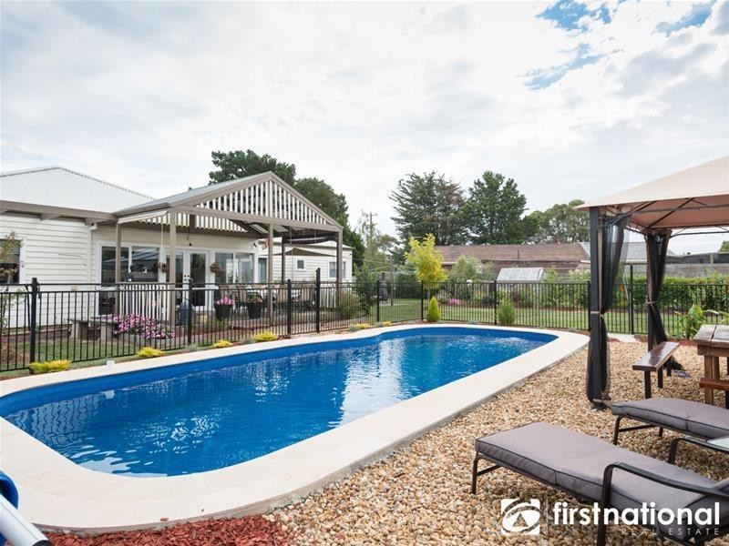 2a Richards Road, Nar Nar Goon VIC 3812