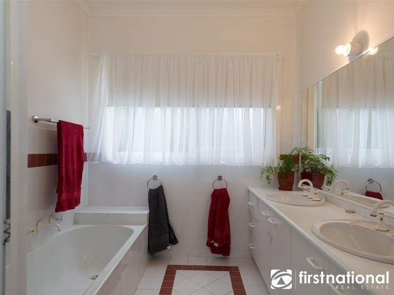 2a Richards Road, Nar Nar Goon VIC 3812