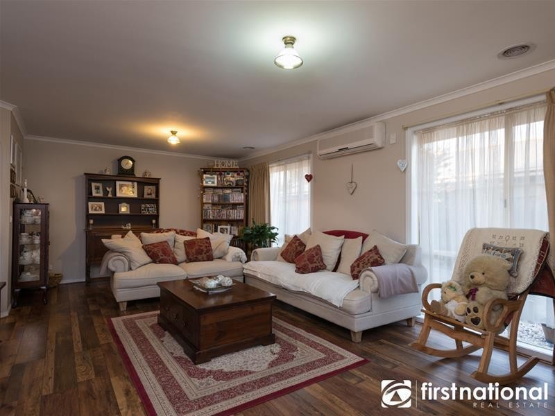 42 Insignia Crescent, Berwick VIC 3806