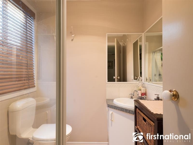 42 Insignia Crescent, Berwick VIC 3806