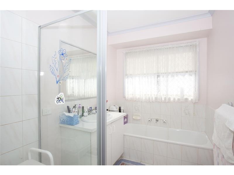 16 Anthony Court, Hallam VIC 3803