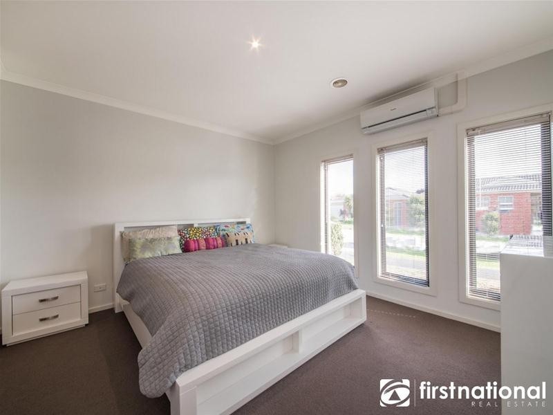 123 Melzak Way, Berwick VIC 3806