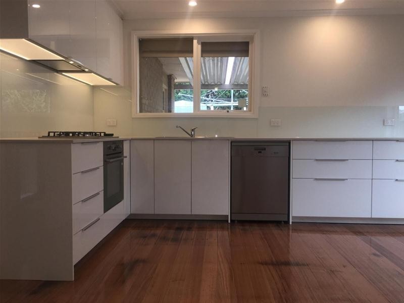 7 Castlecrag  Close, Endeavour Hills VIC 3802