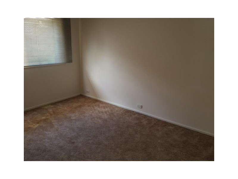 1/10 Mary Street, Hampton Park VIC 3976