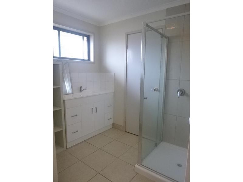 10 Wilmott Close, Berwick VIC 3806