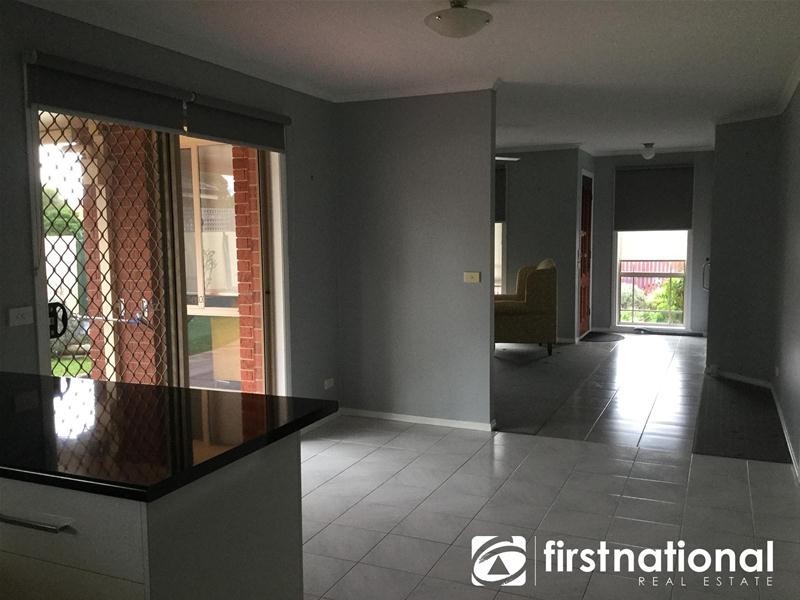 27 Maria Crescent, Pakenham VIC 3810